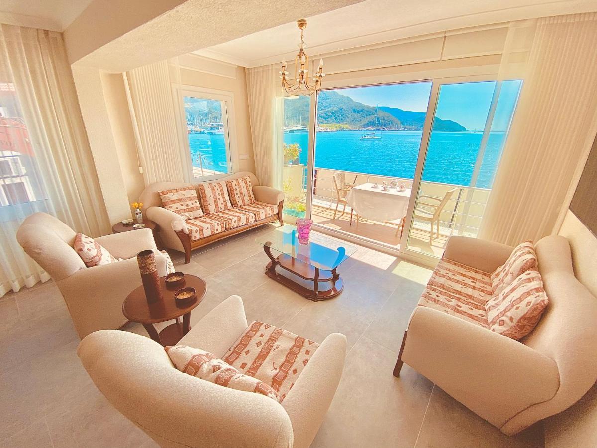 شقة Port Mansion مرمريس المظهر الخارجي الصورة